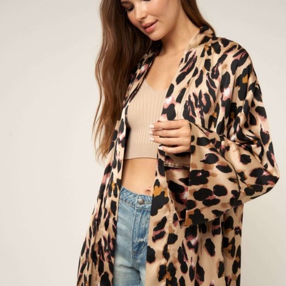 Maxi Leopard Kimono - Picture 9 of 10